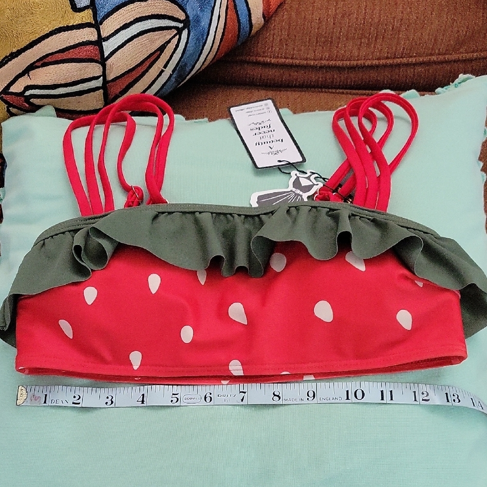 Red and Green Polka Dot Bikini Set - Picture 3 of 6